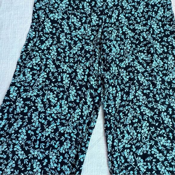 LOFT Women’s Pants Blue Floral Pockets Wide Leg Flowy SZ L - Picture 5 of 13